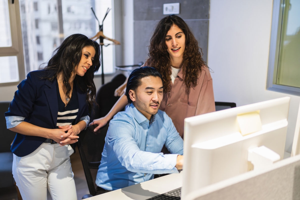 Breaking Silos: Using Shared Dashboards for Cross-Departmental Visibility